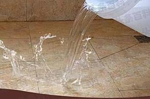 武陟漏水维修 免砸砖防水材料该如何施工